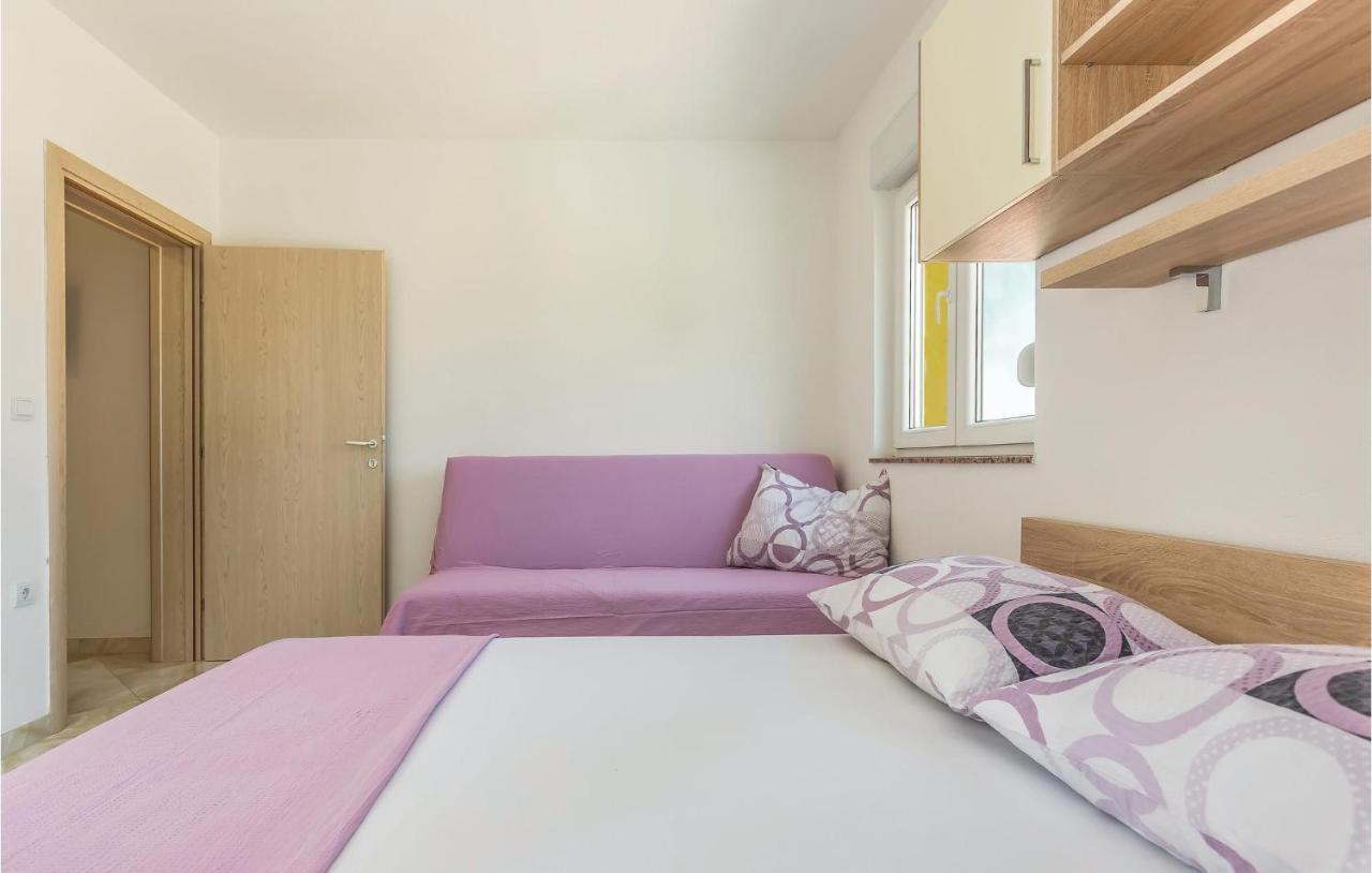 Beautiful Apartment In Krvavica With Kitchen מראה חיצוני תמונה