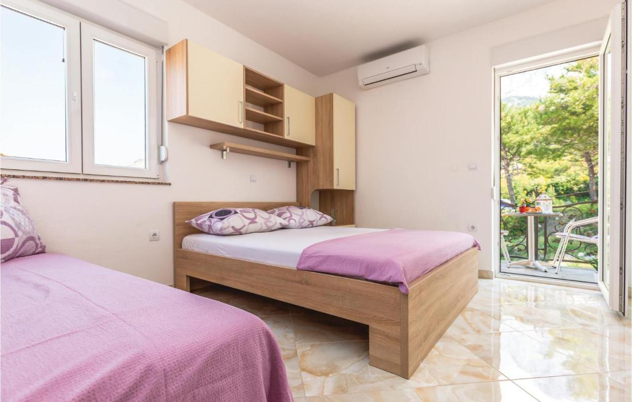 Beautiful Apartment In Krvavica With Kitchen מראה חיצוני תמונה
